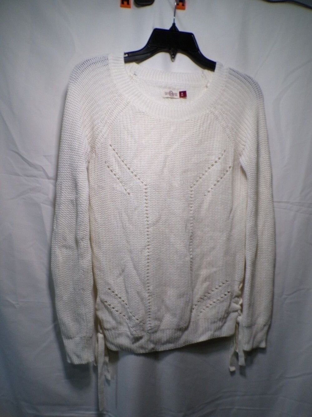 SO Women's Ivory Open-Knit Pullover Sweater M Crew